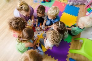 financiación educativa en Connecticut